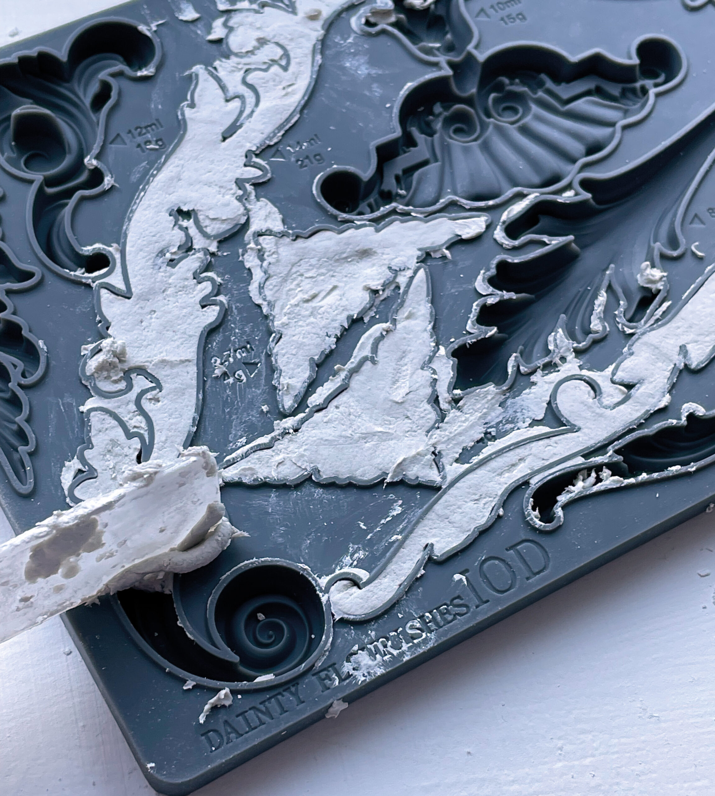 Dainty Flourishes 6x10 Mould - Image 2